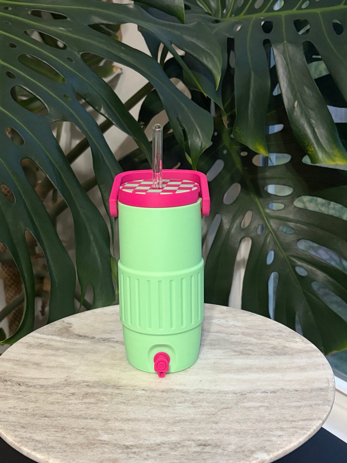 Retro Cooler Can Koozie 12oz Slim Checkered Lid