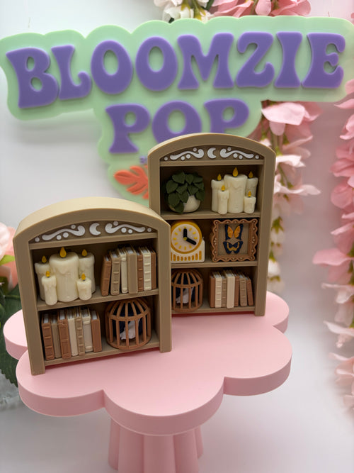 Bookshelf Arched Tan Clicker