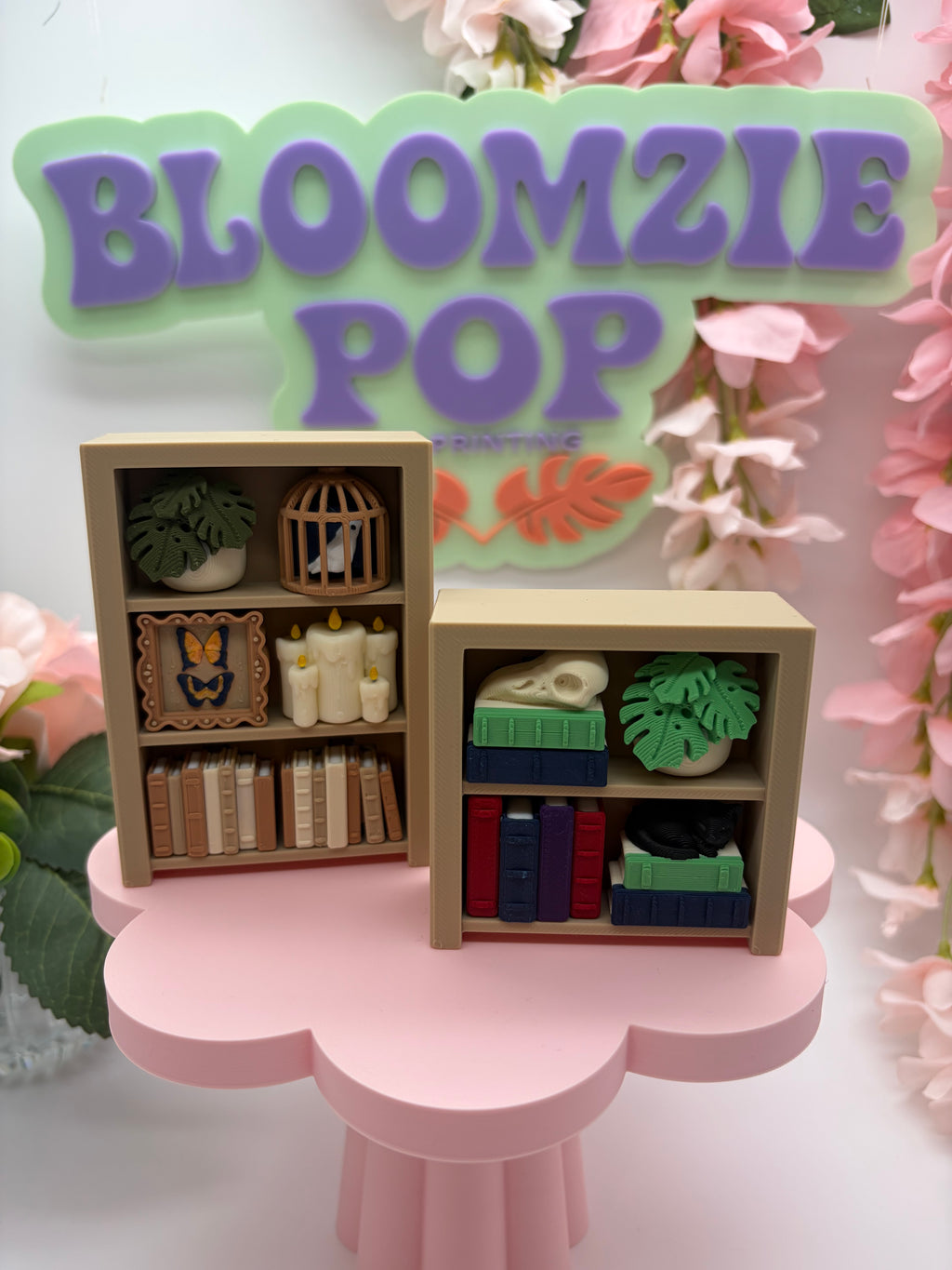 Bookshelf Square Clicker