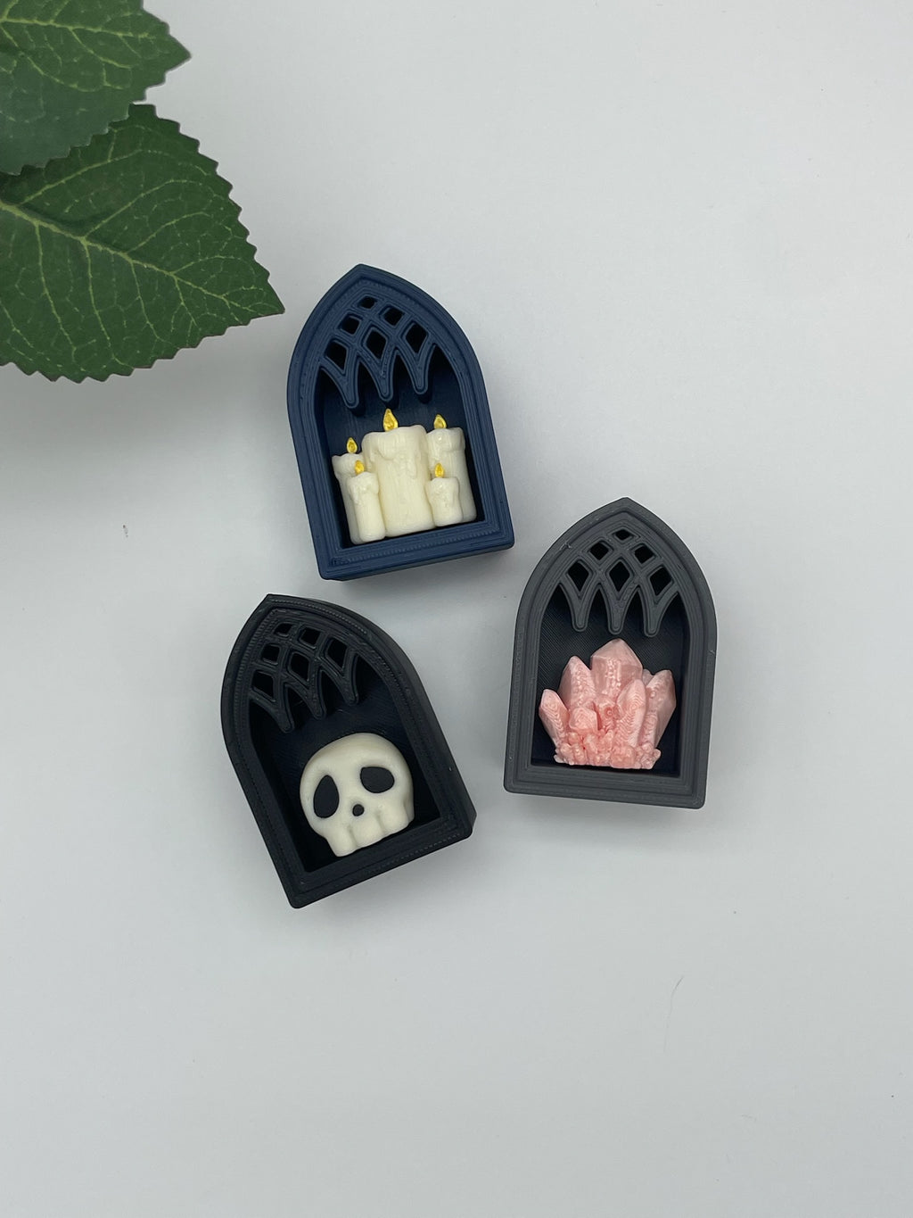 Gothic Bookshelf Clicker Lattice Arch