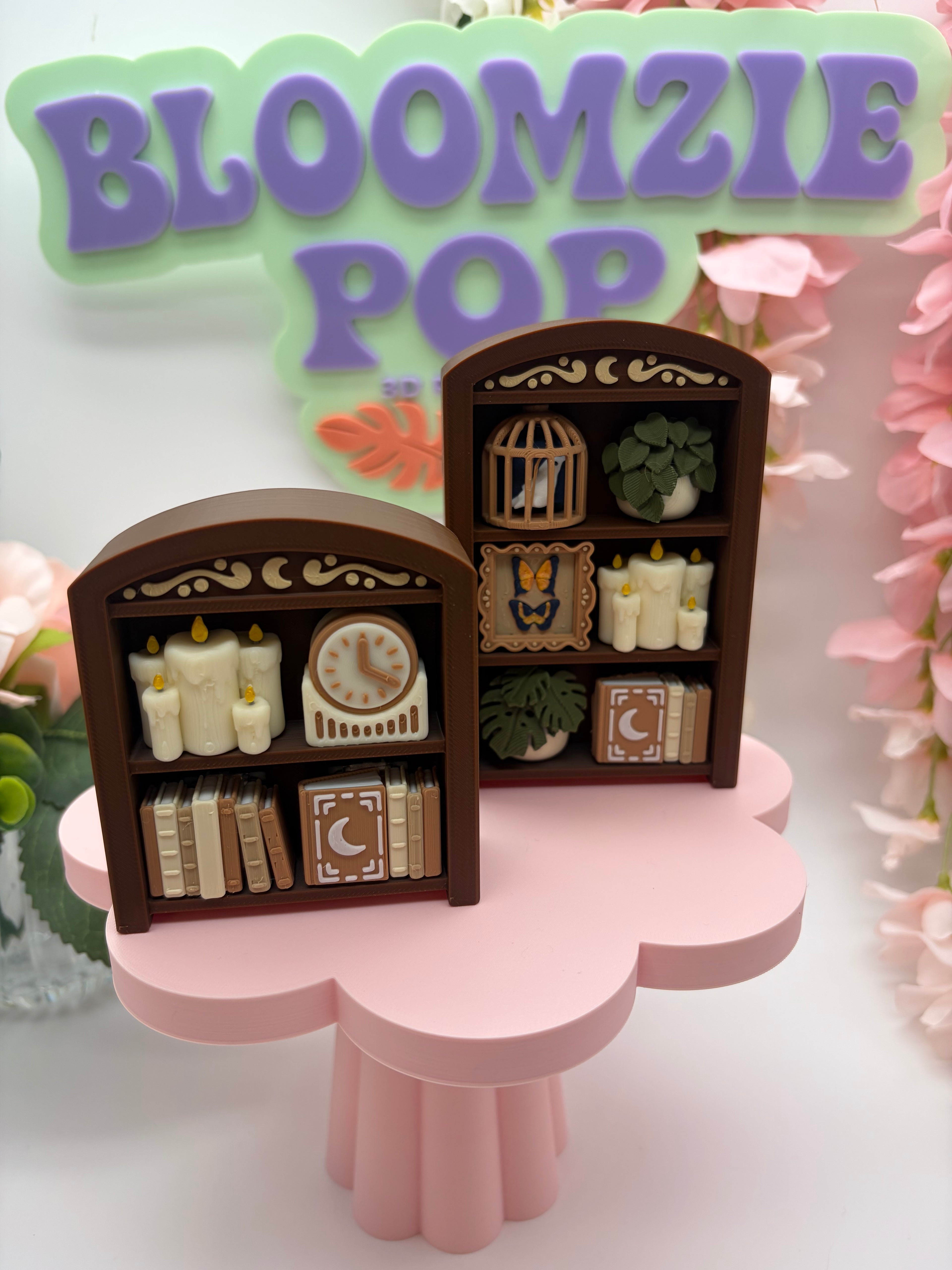 Bookshelf Arched Brown Clicker