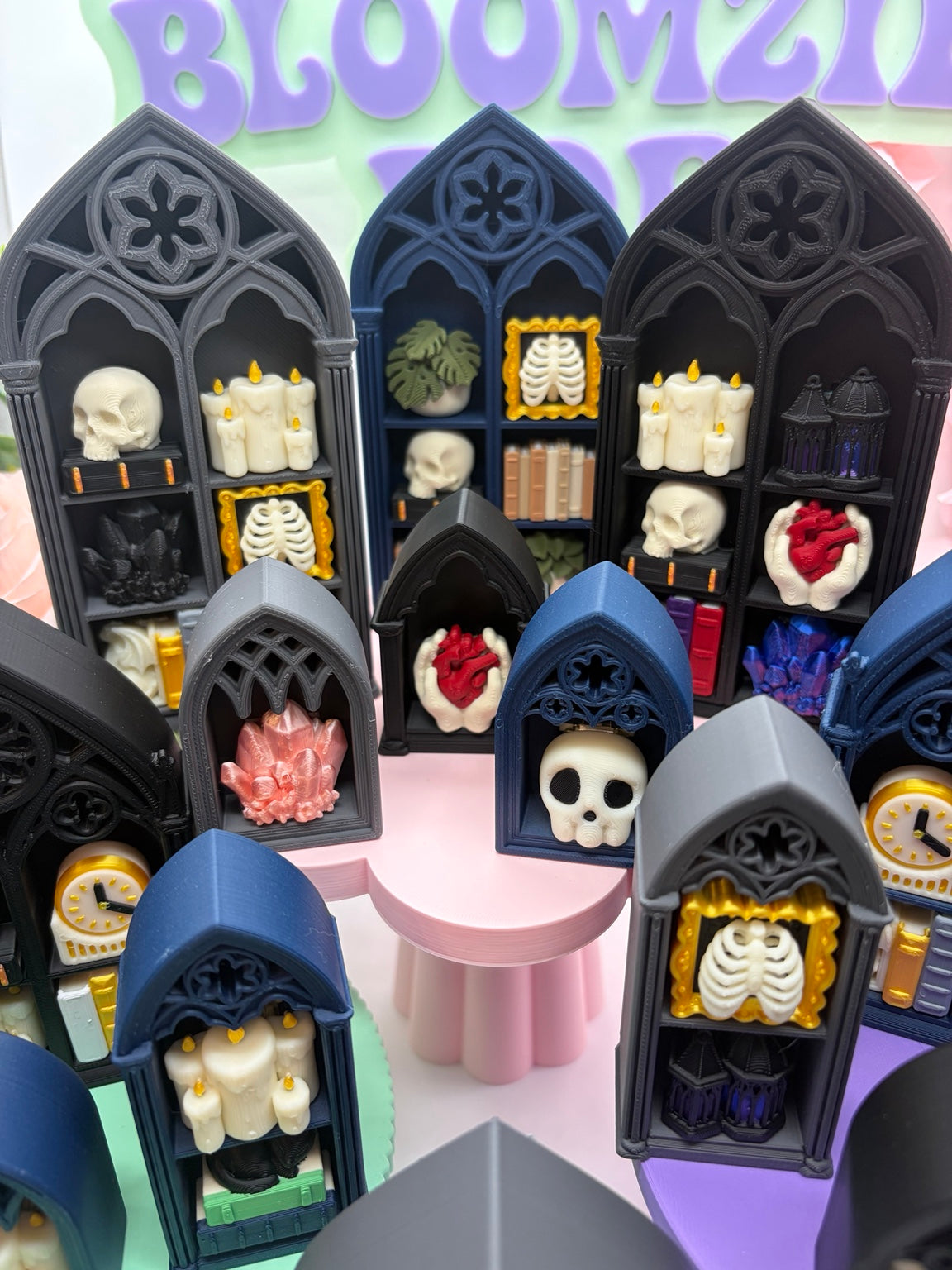 Gothic Bookshelf Clicker Lattice Arch