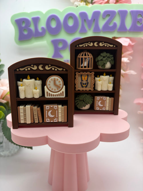 Bookshelf Arched Brown Clicker